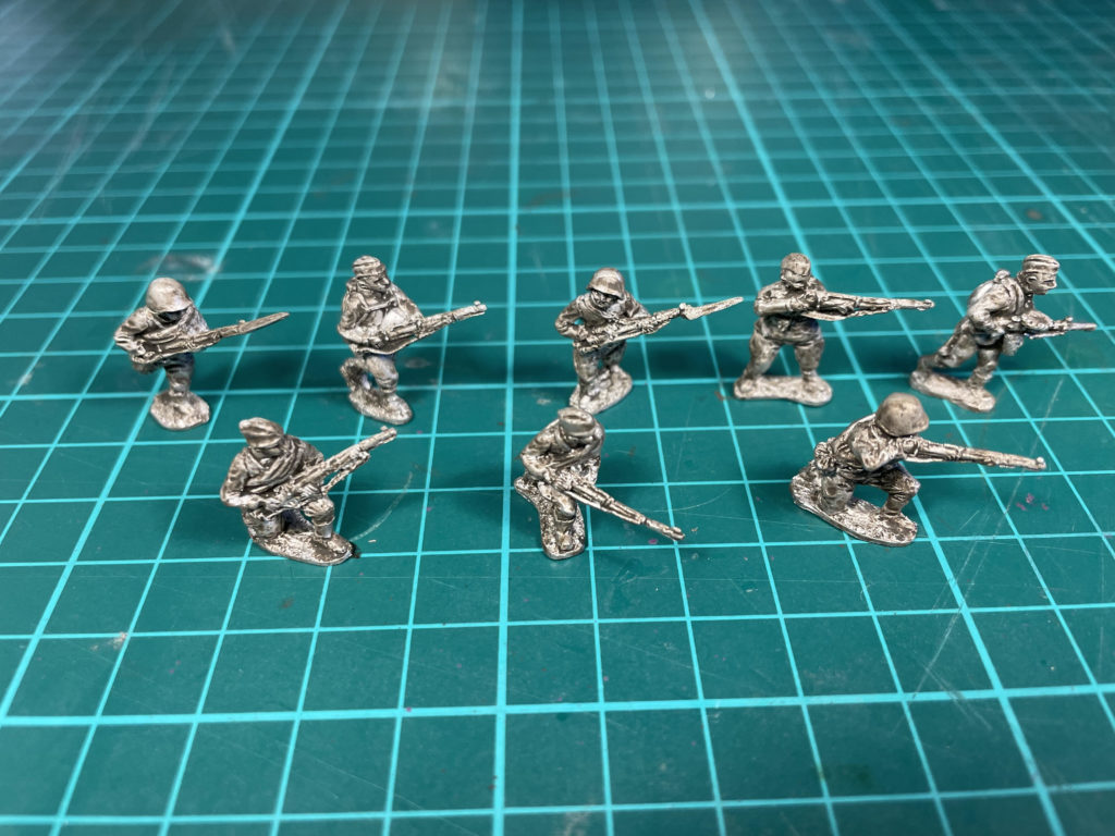 20mm Russian Infantry Rifle Squad (Metal)